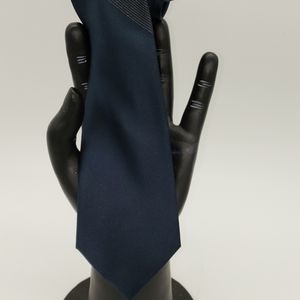 CALVIN KLEIN MAN TIE
